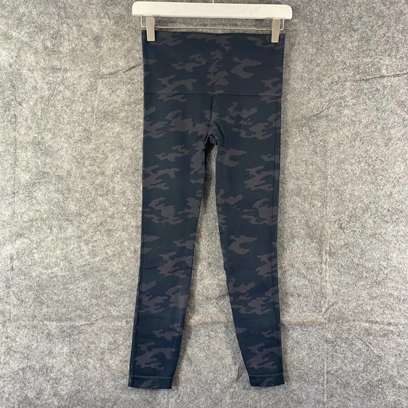 SPANX Leggings Medium Black Camo Print High Rise Seamless Look at Me Now - Picture 3 of 12
